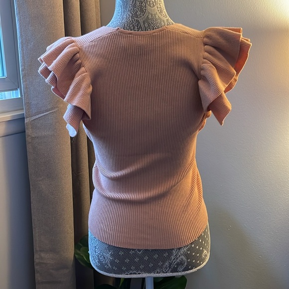 Express Ruffle Top - Picture 3 of 5